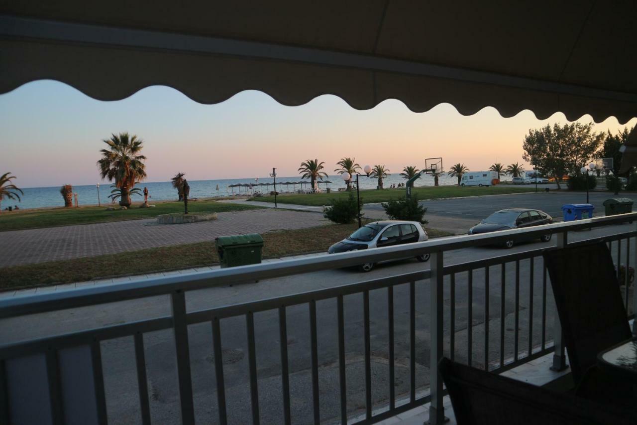 Chelona Apartment *