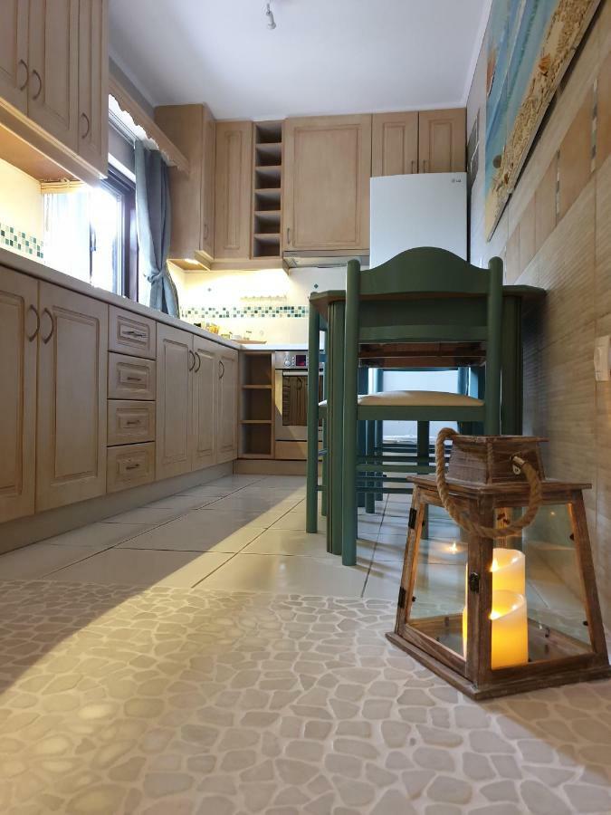 Apartment Deluxe Near The Airport Adults Only *
