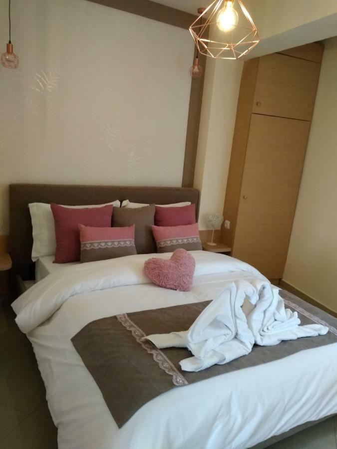 Evris House Color Apartment