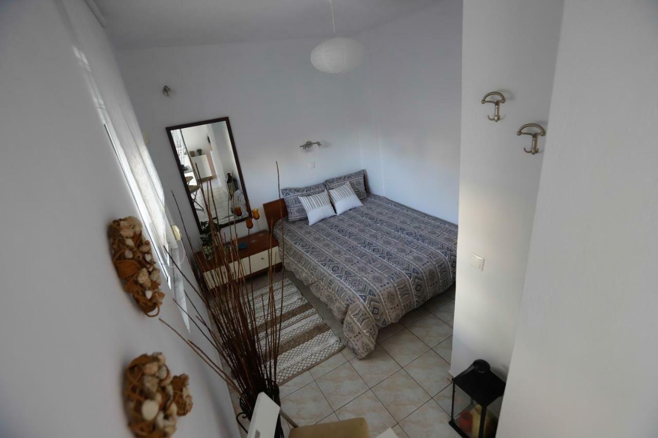 Inspiration Guestroom With Amazing Roof Garden Guest house
