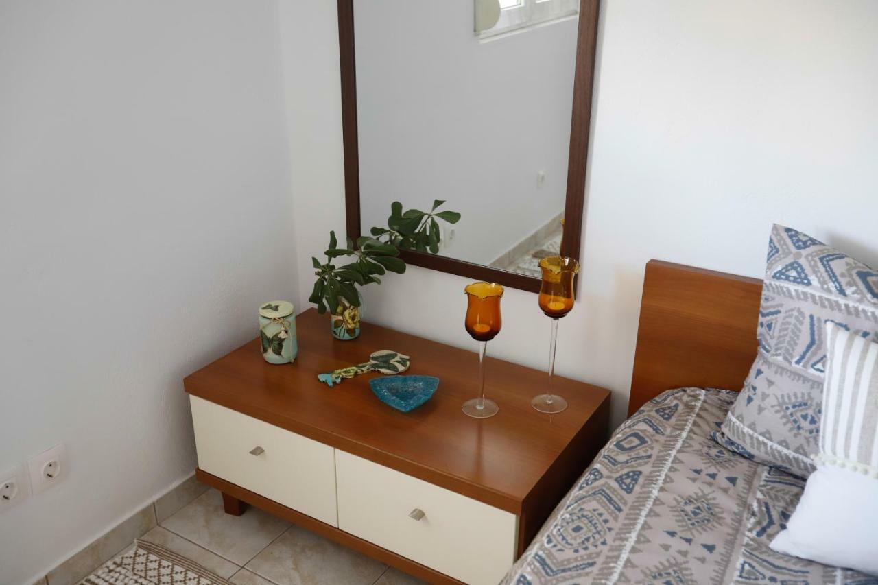 Guest house Inspiration Guestroom With Amazing Roof Garden