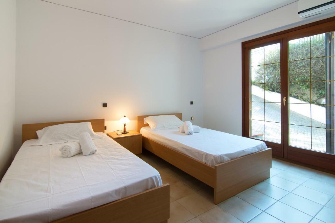 Pylona Country house