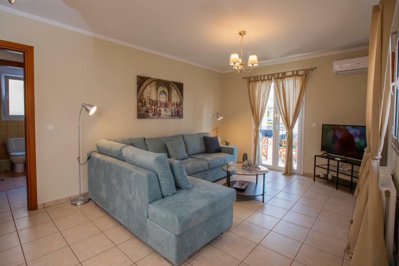Elena's 4 Apartment
