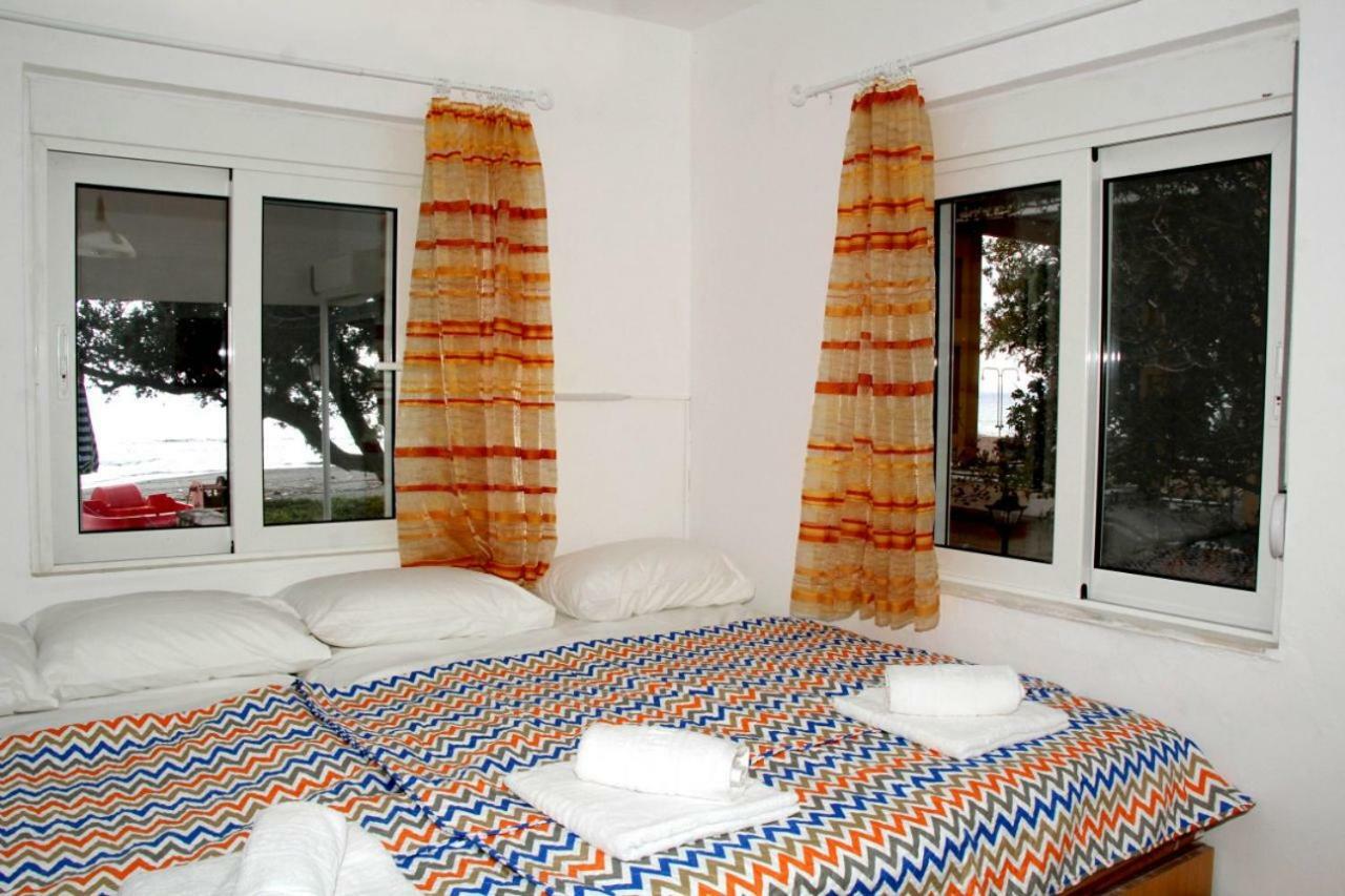 Marina House *