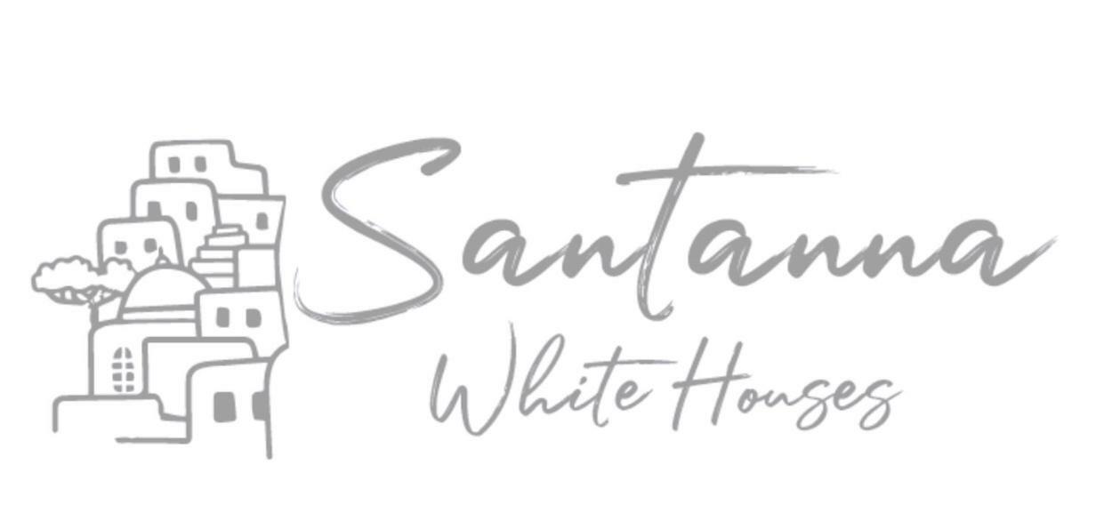 Santanna White * Parikia (Paros)