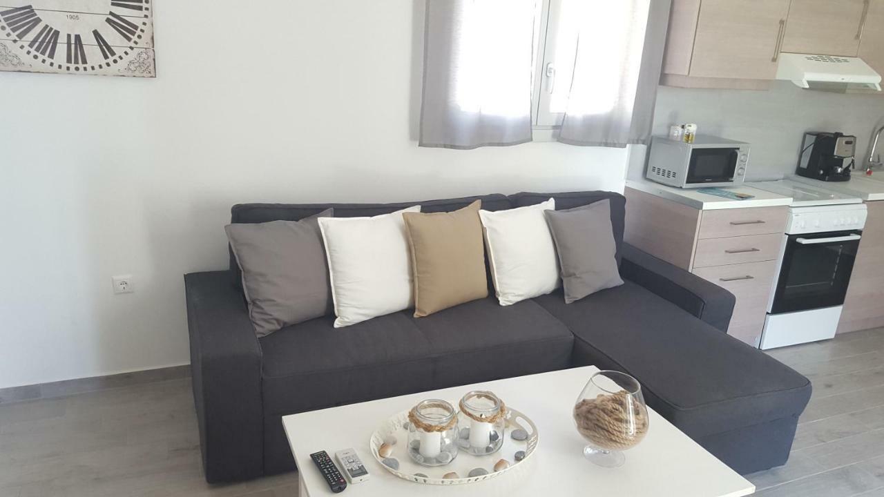 Villa Akrotiri Skyros