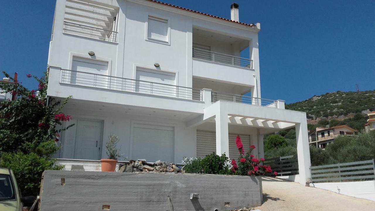 Flat With Sea View *