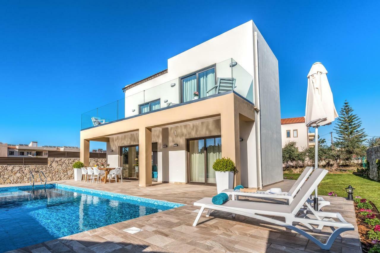 Mirsini Villa *