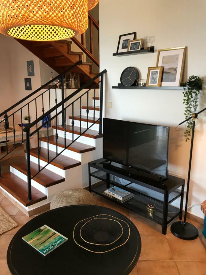 Seafront Maisonette *