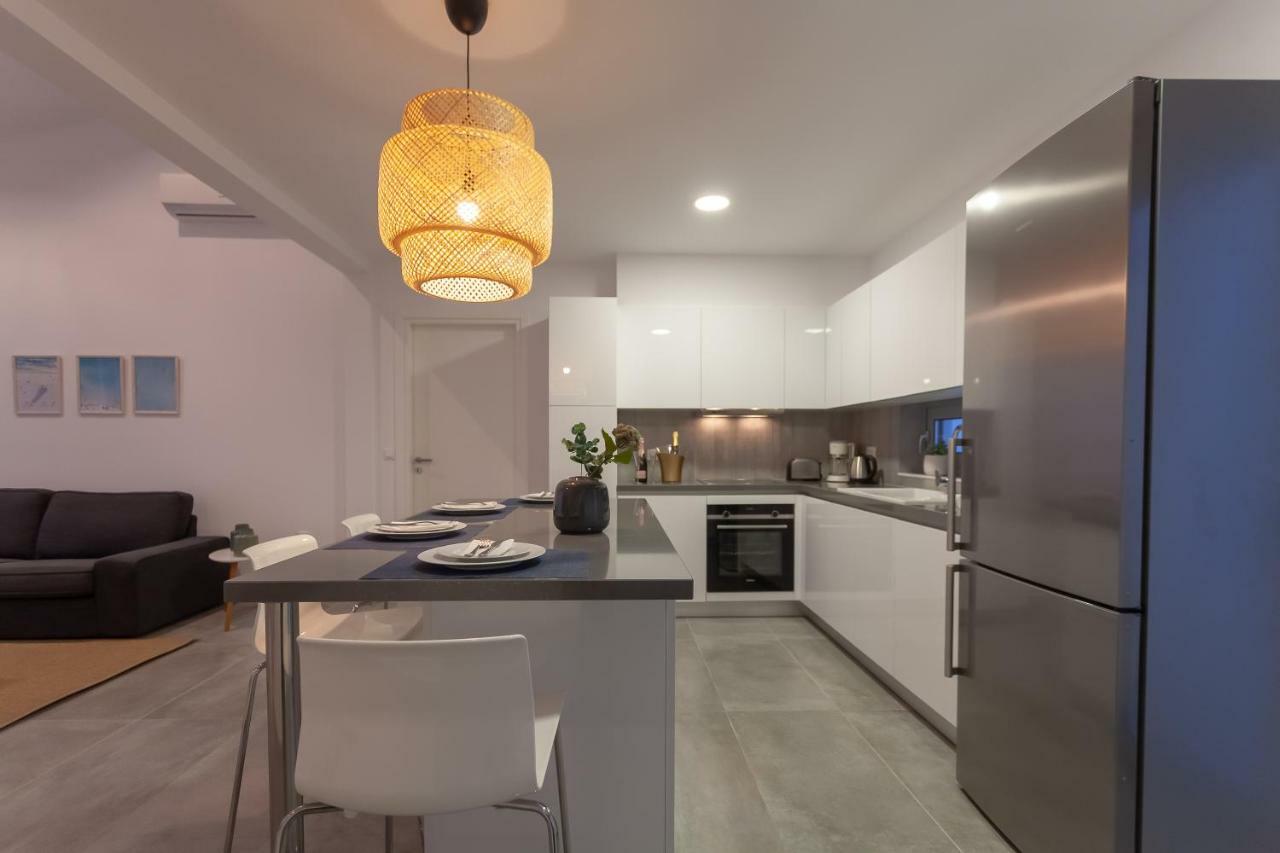 Luxury Sunrise White Villa Lindos (Rhodes)