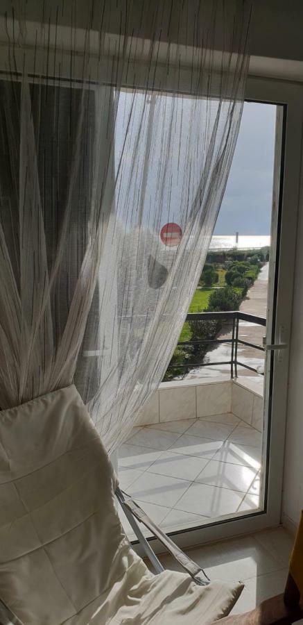 Beachfront/lagonisi/sounio Apartment *