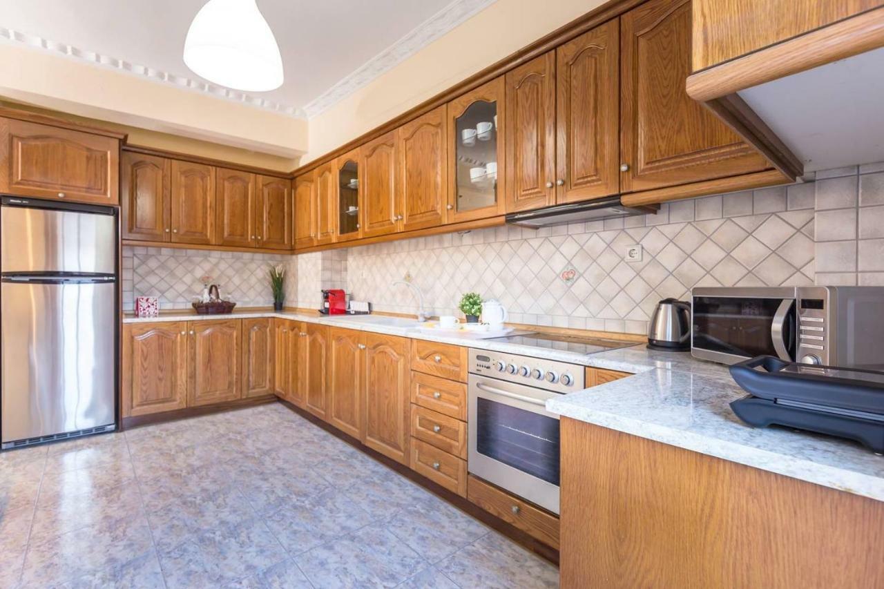 Spacious Maisonette - Roof View Of Corfu Port Holiday home Mantouki