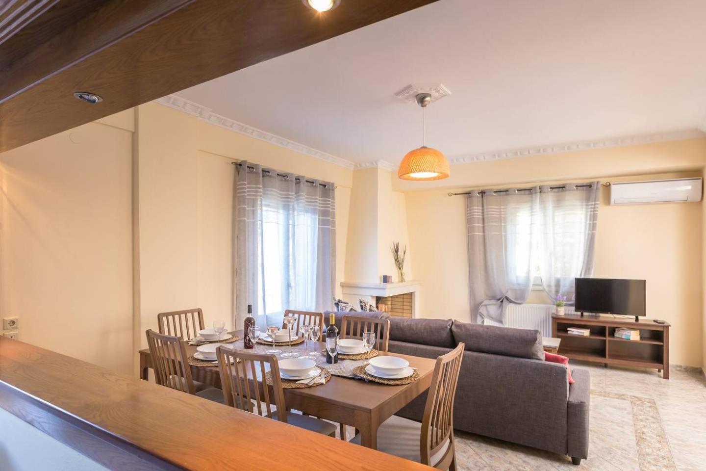 Holiday home Spacious Maisonette - Roof View Of Corfu Port