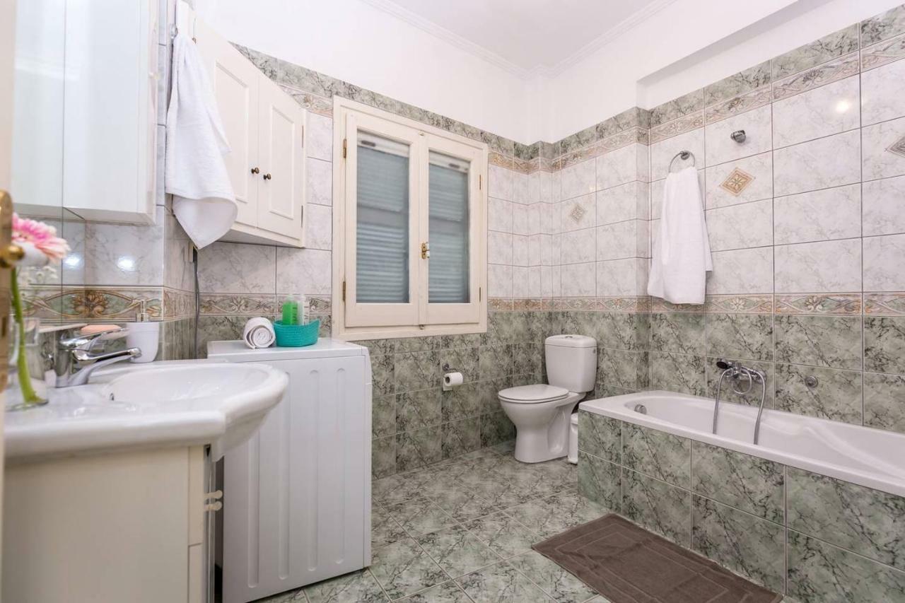 Spacious Maisonette - Roof View Of Corfu Port * Mantouki