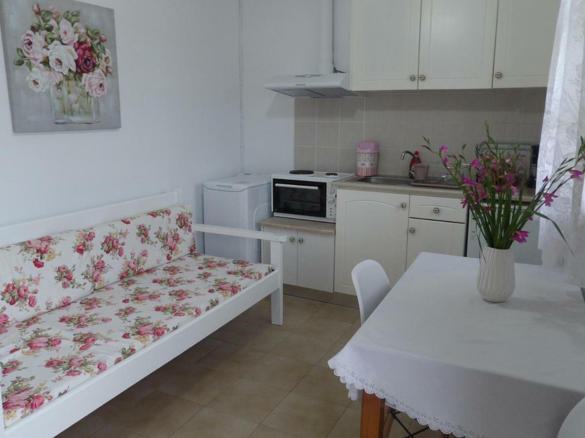Apartment Teo 3 *