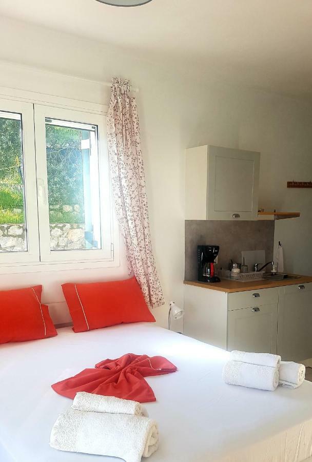 Holiday home Elaia Country Living *
