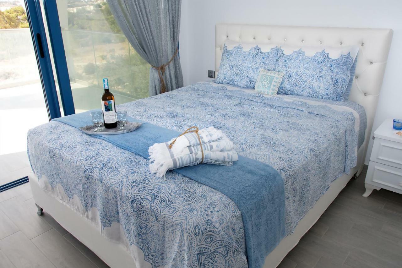 Aelia Luxury * Amoopi