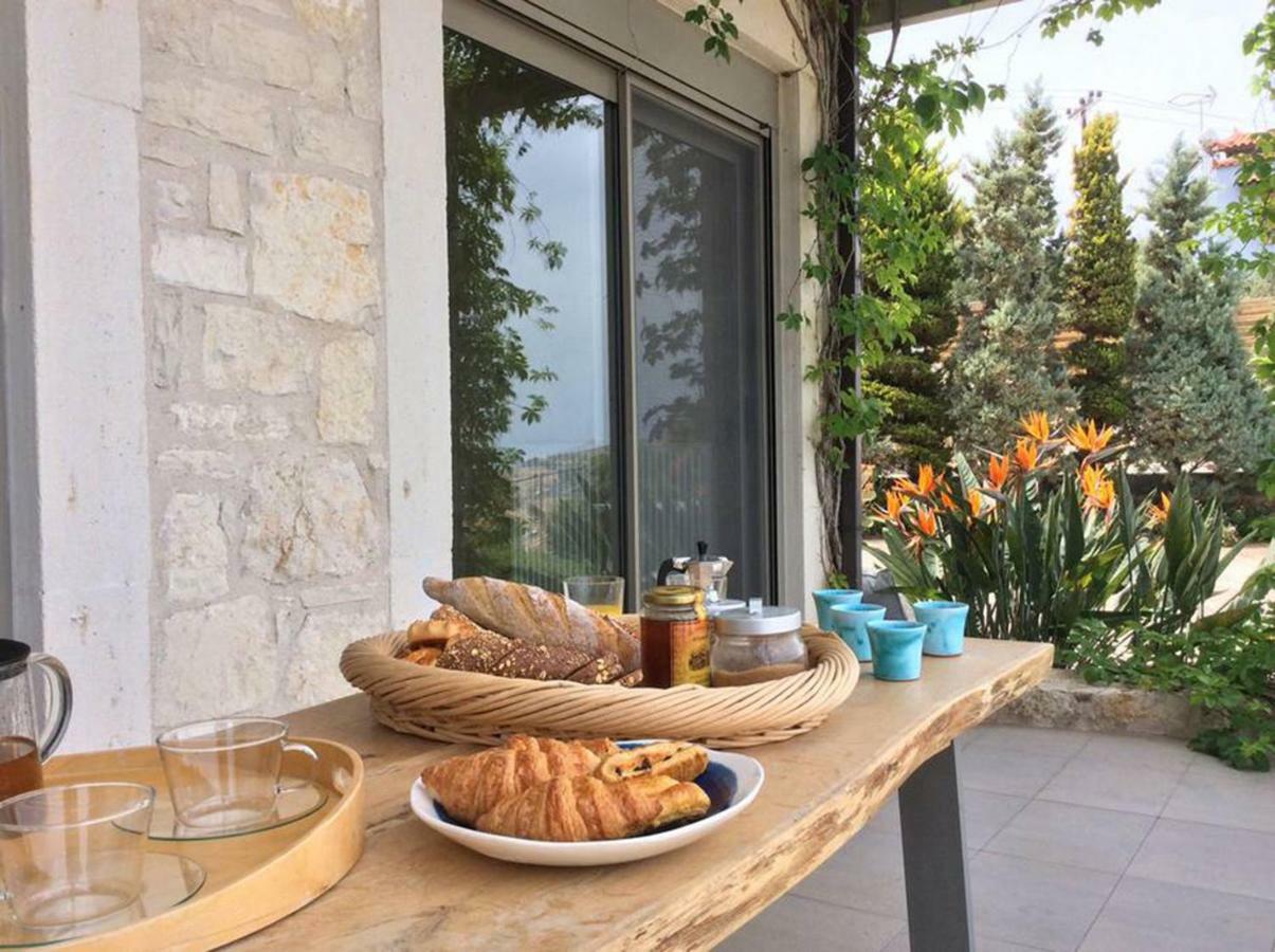 Villa Thomais - 2 With A Pool And Sea View *