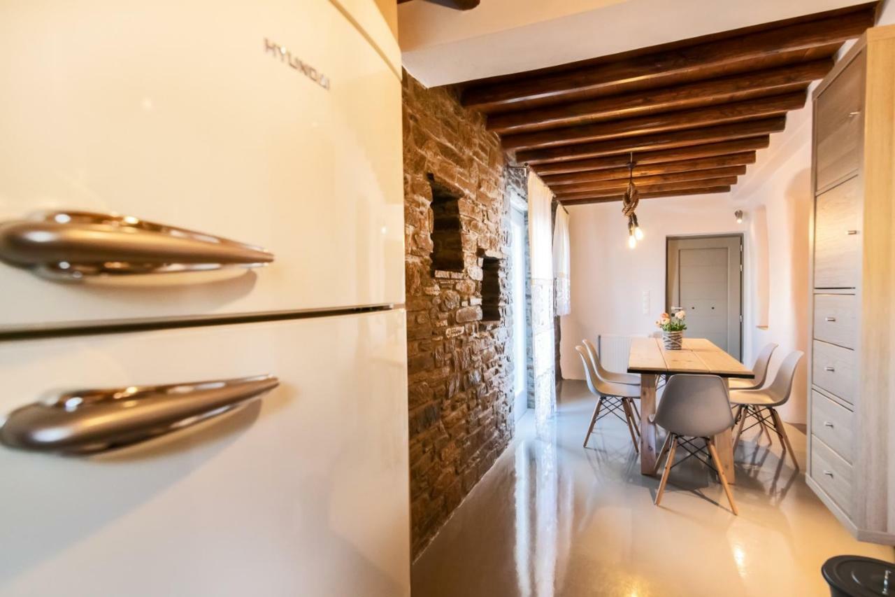 Holiday home Triantaros Familly House