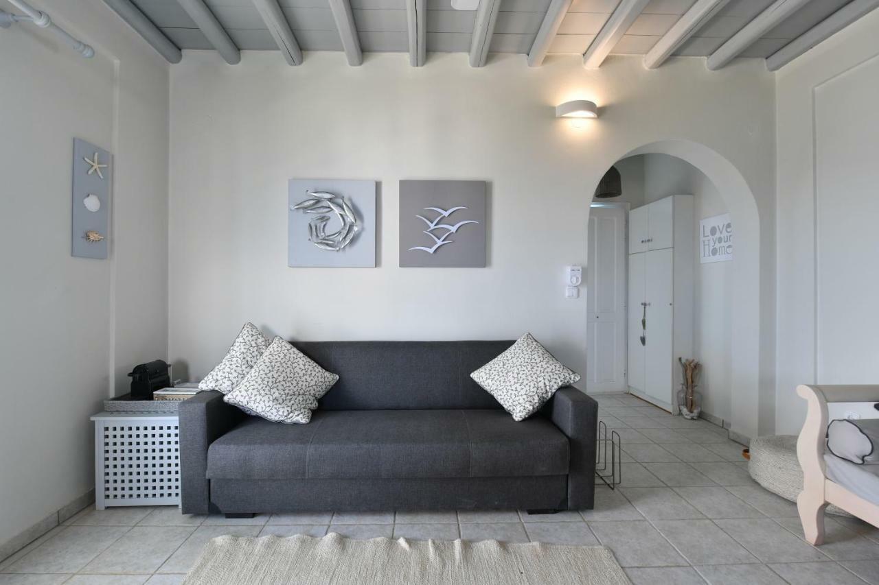 Holiday home Nava Devine Water Front House In Ambelas