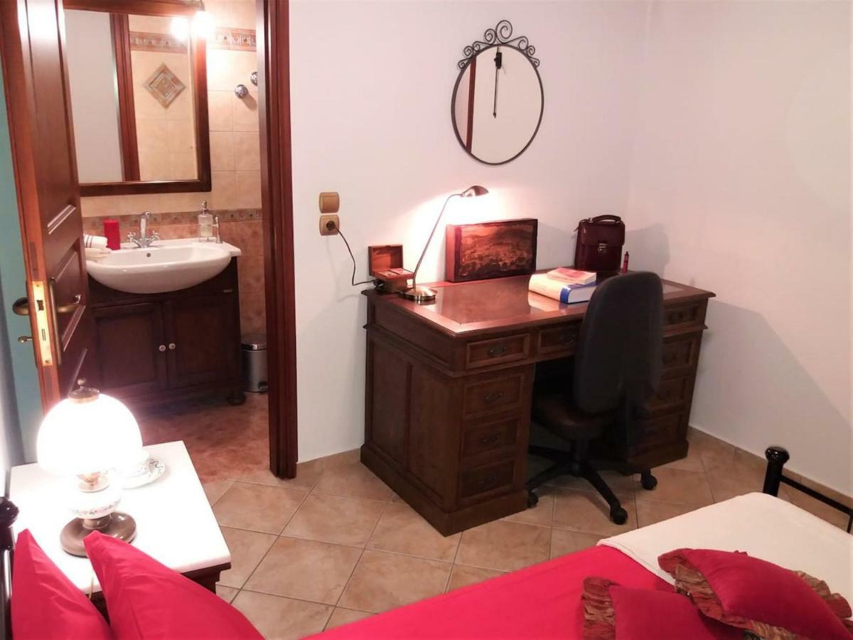 Apiranthos Diamond Maisonette In Naxos * Aperathos