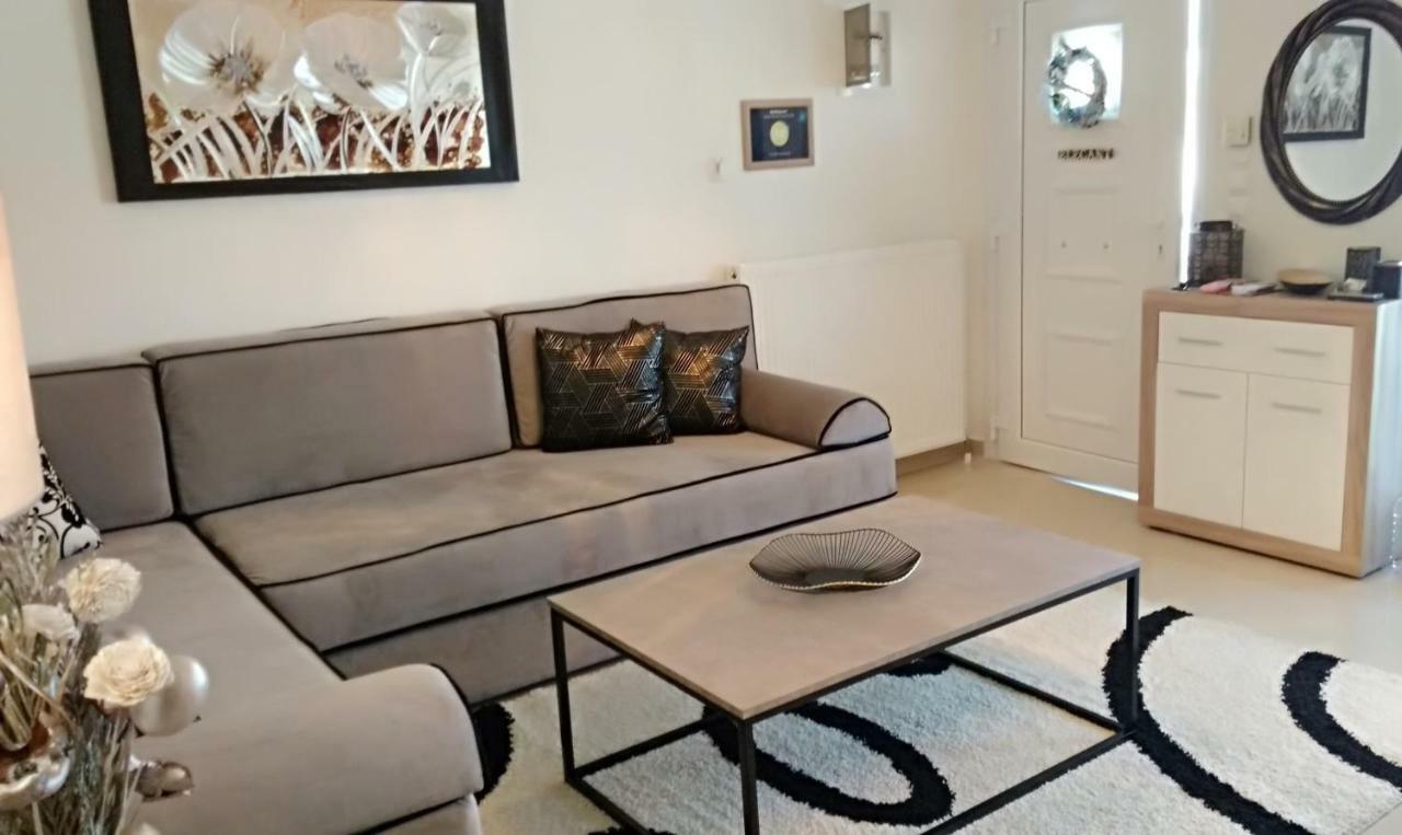 Apartment Iris Deluxe 2