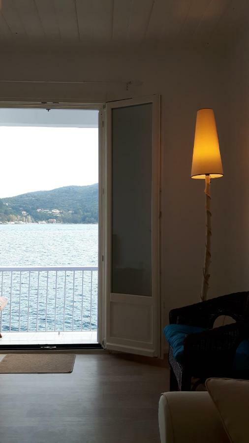 Holiday home Cavos Seaside House *