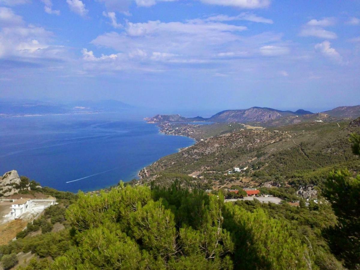 Beautiful House By The Sea,loutraki Skaloma. * Loutraki (Corinthia)