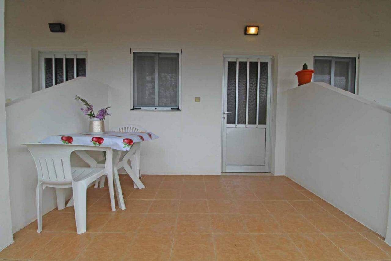 Apartment White House Pagoi *