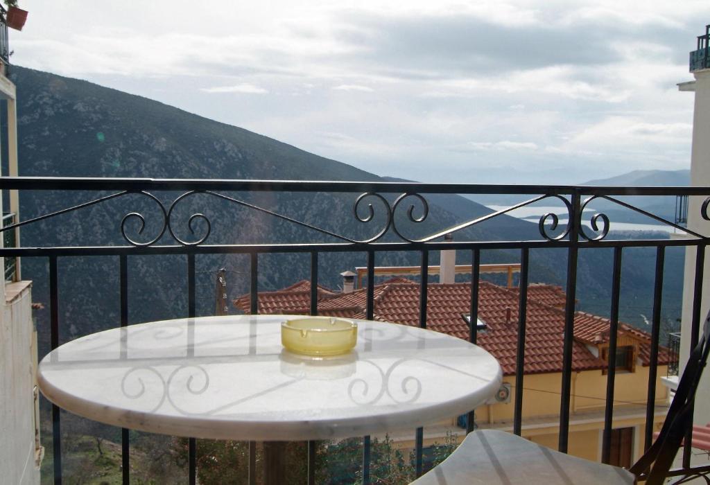 Hotel Varonos Delphi