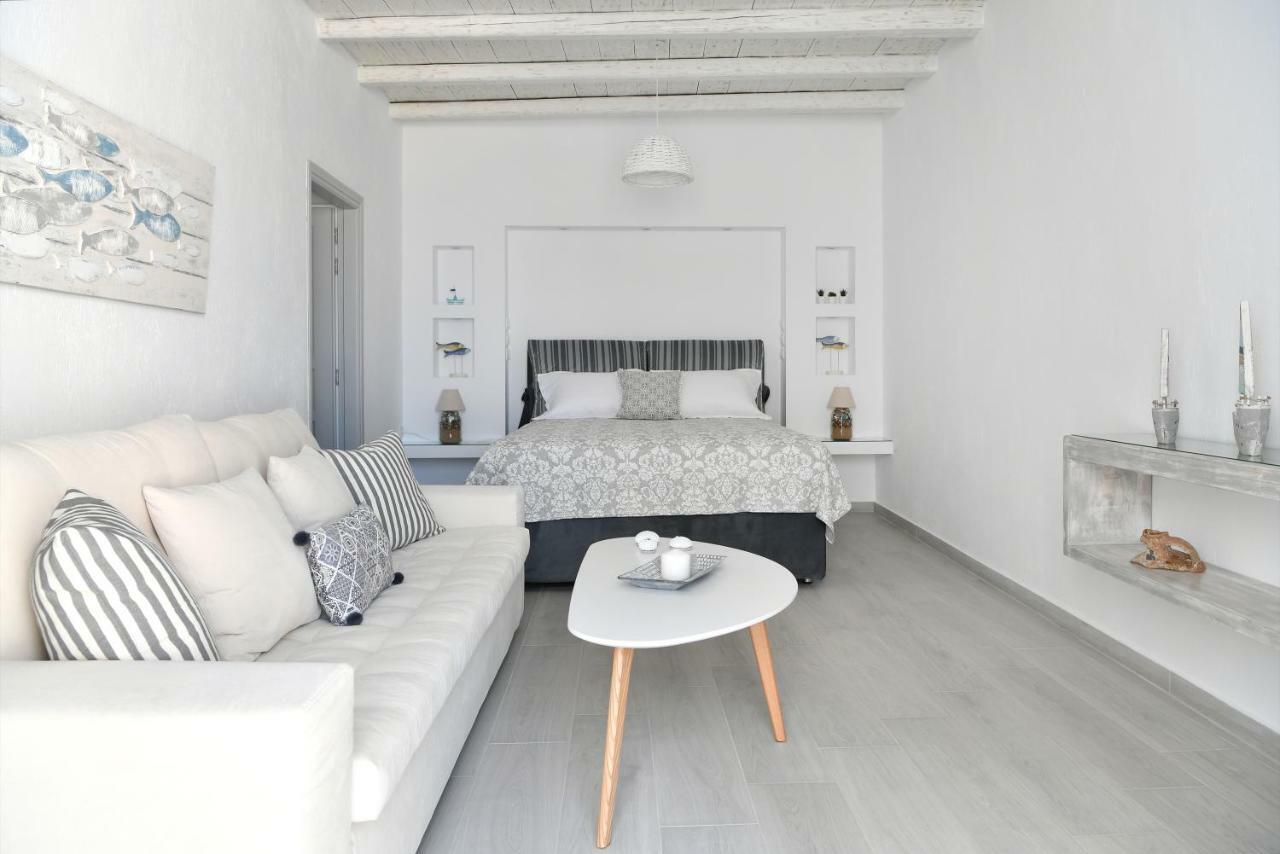 Porto De Calma * Naousa (Paros)
