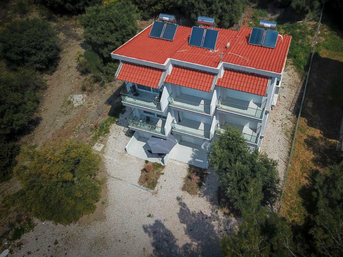 Akti Alegra Iii Holiday home *