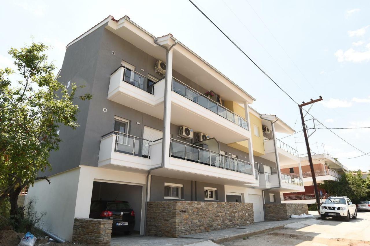 Holiday home Melia Luxury With Pool Nea Iraklitsa