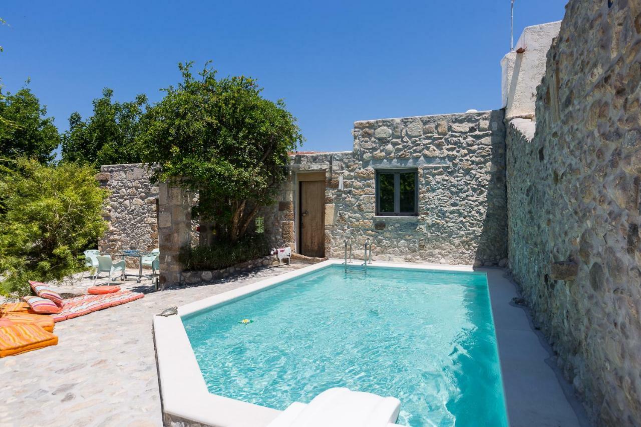 Muazzo Creta Stone House, Nature Escape With Pool, By Thinkvilla