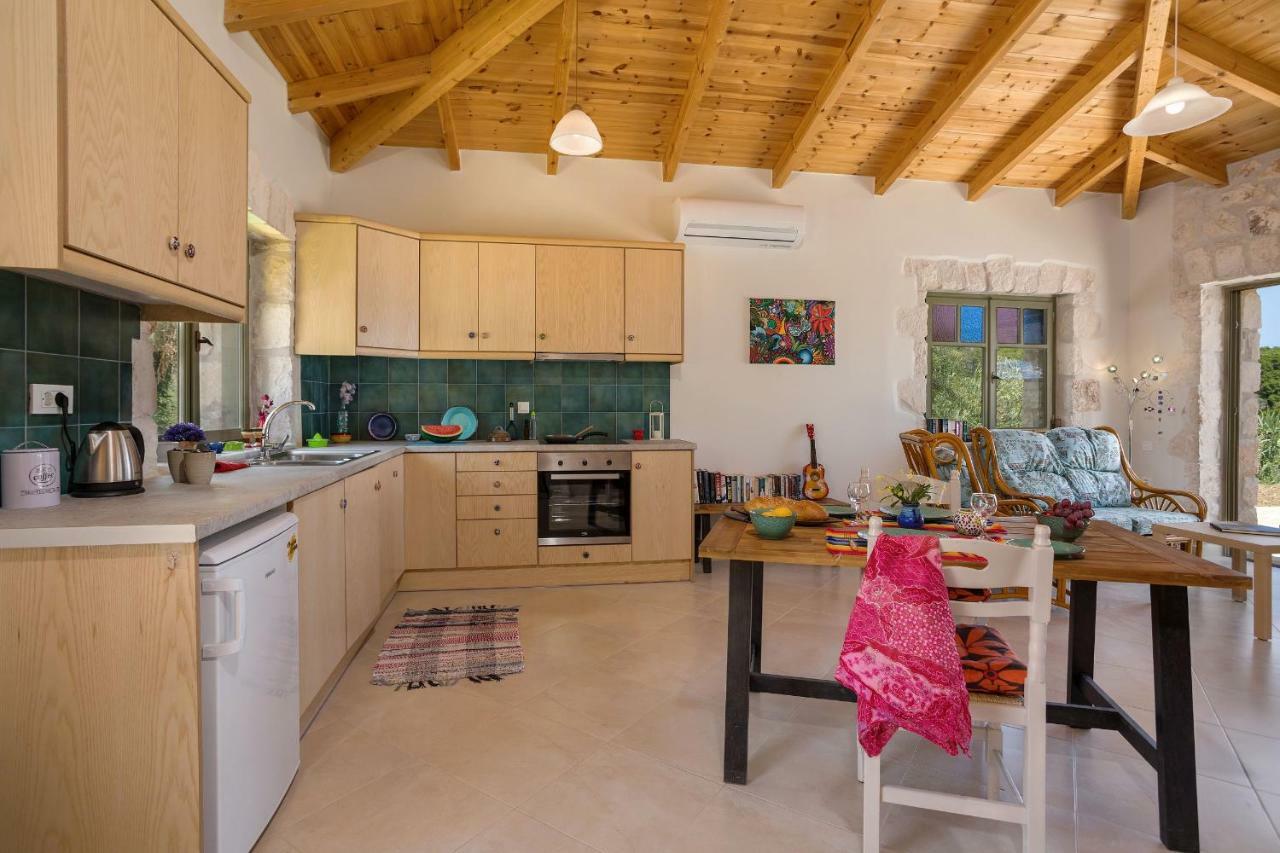 David's - Private Pool & Scenic Surroundings Villa