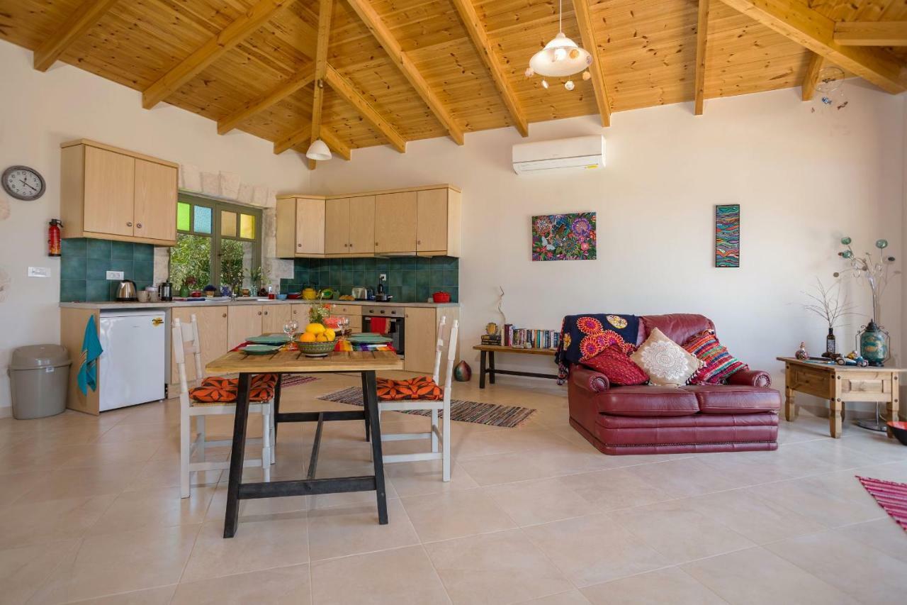 David's - Private Pool & Scenic Surroundings Villa *