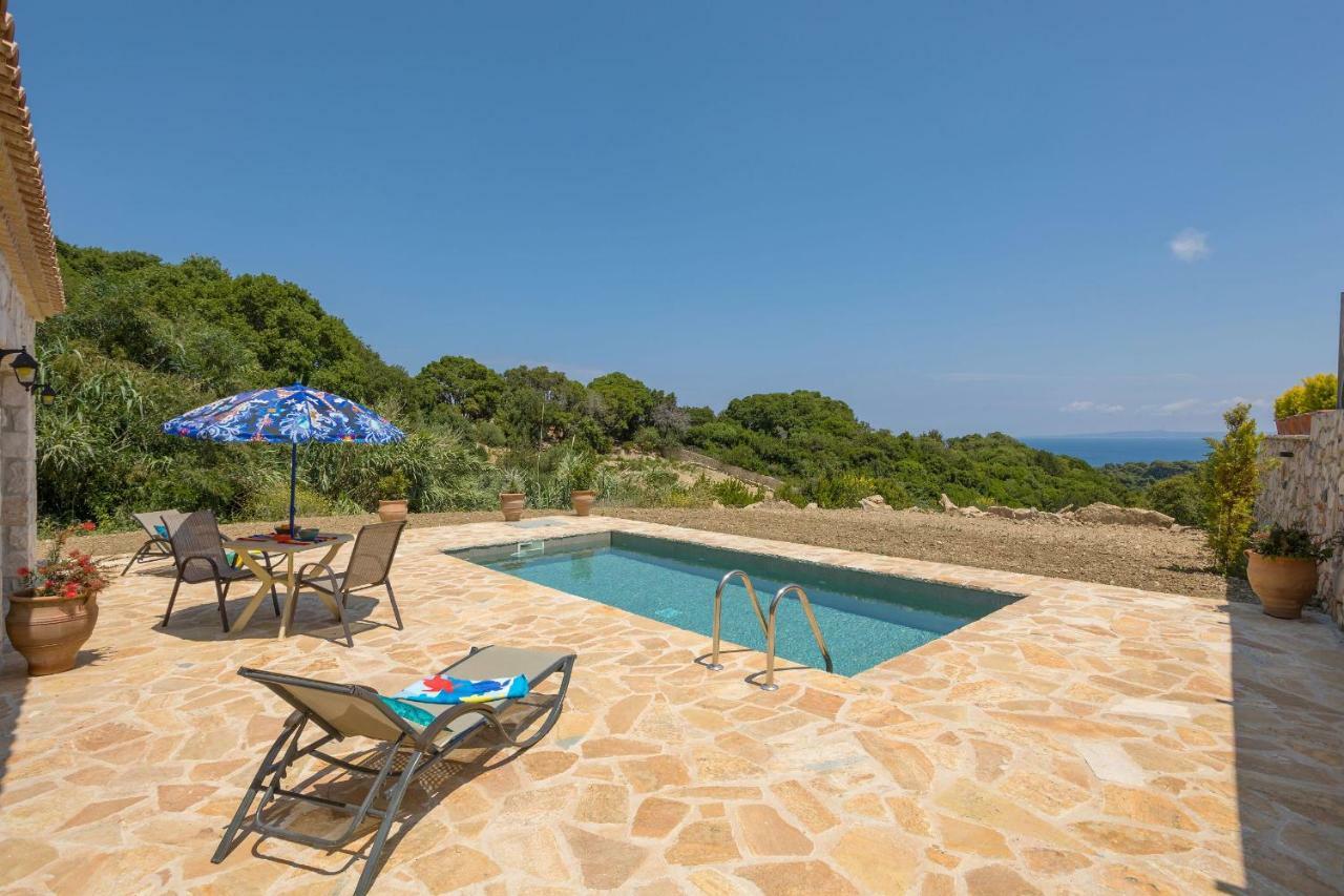 David's - Private Pool & Scenic Surroundings Villa