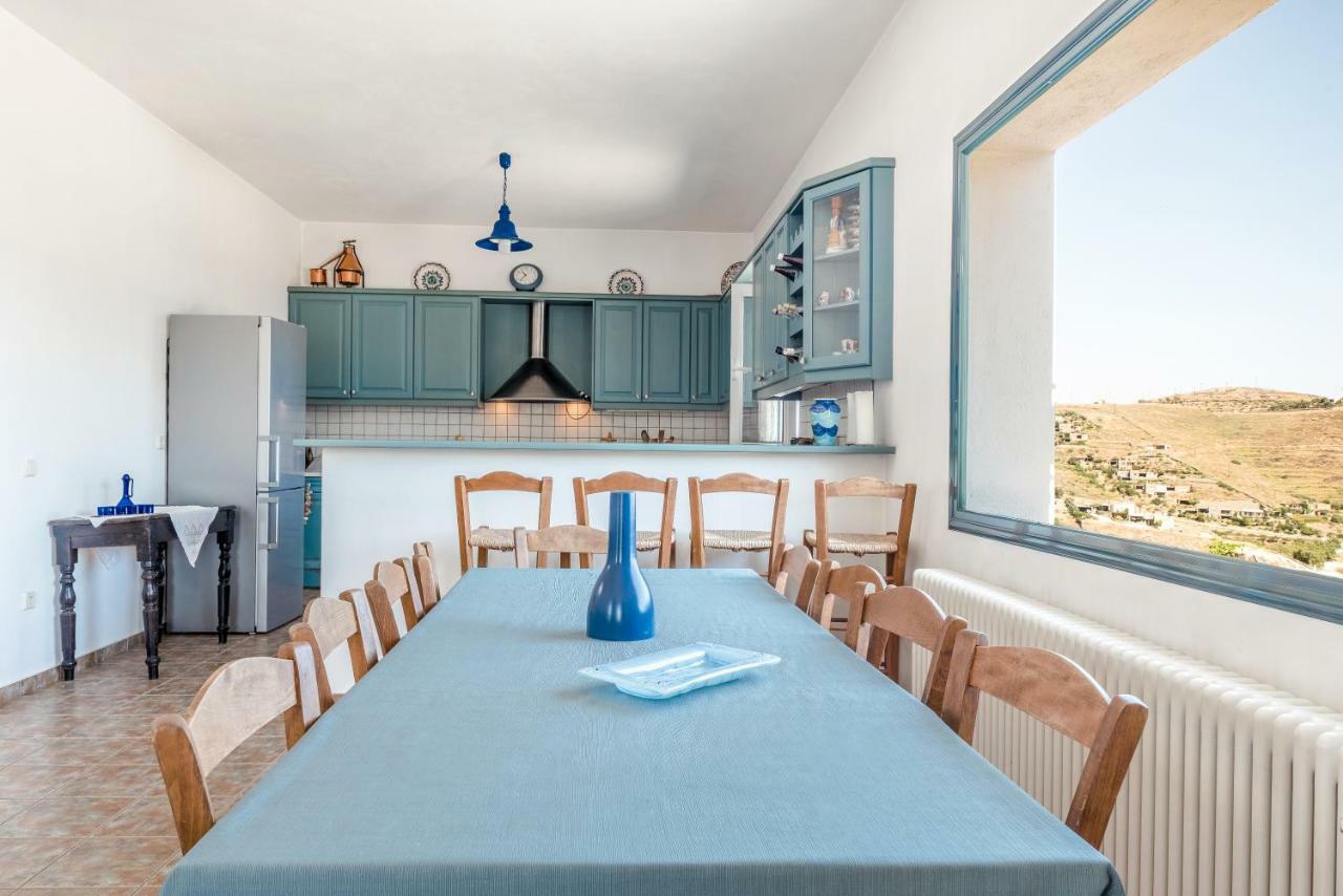 Avgoustis' Stone House * Otzias
