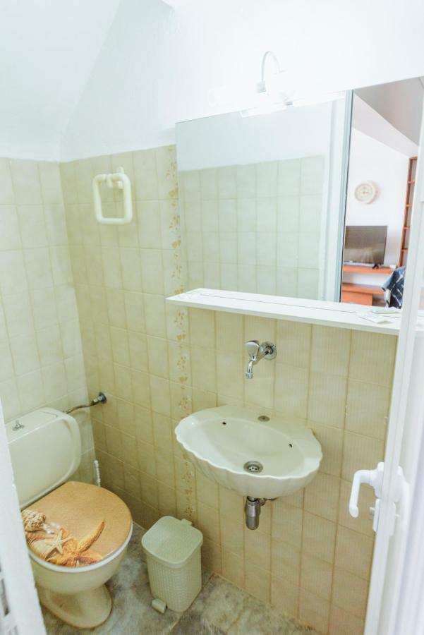 Akadimia Luxury Villa