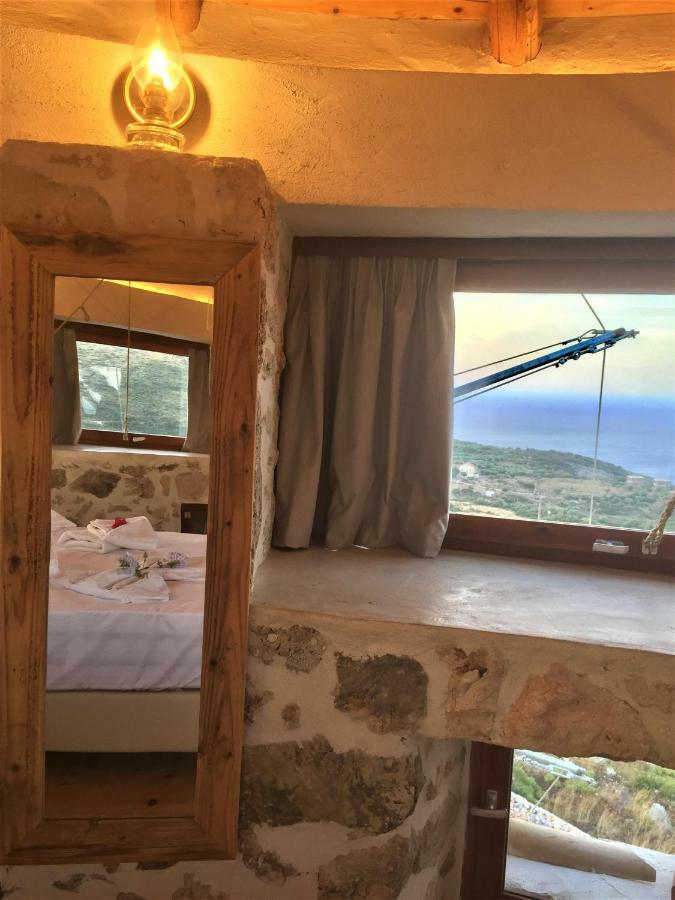 Anemomilos Villa