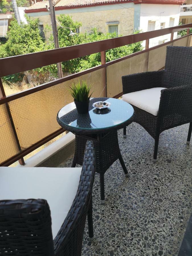 Explore Greece From Bright Centre Apartment