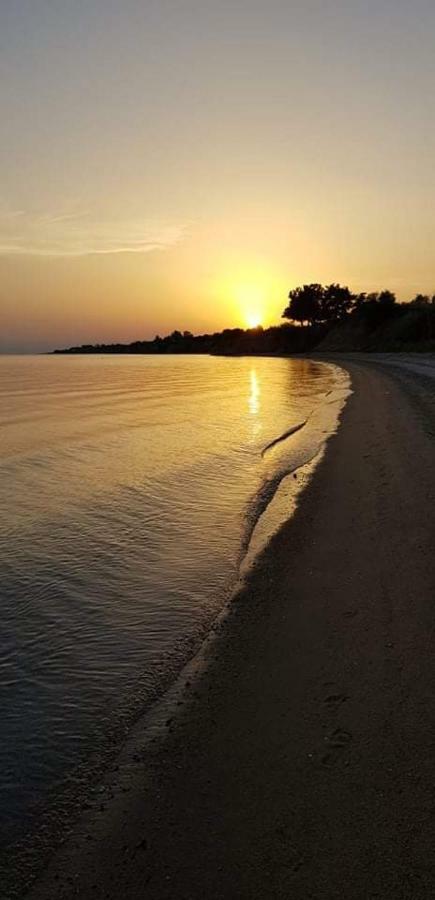 Summerday Private Villa Nea Iraklia