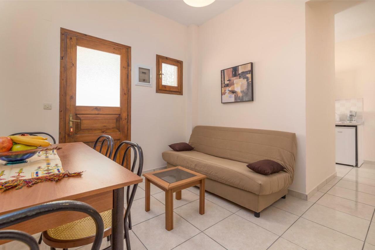 Andreas Apartment Agios Georgios Pagon