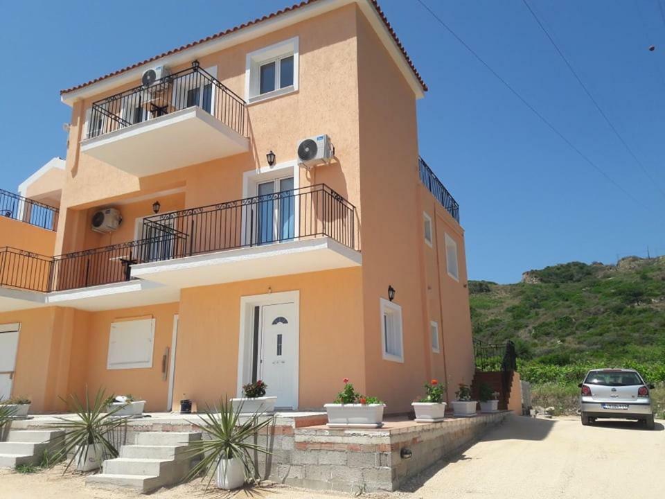 Rodanthy Iv Apartment Katelios