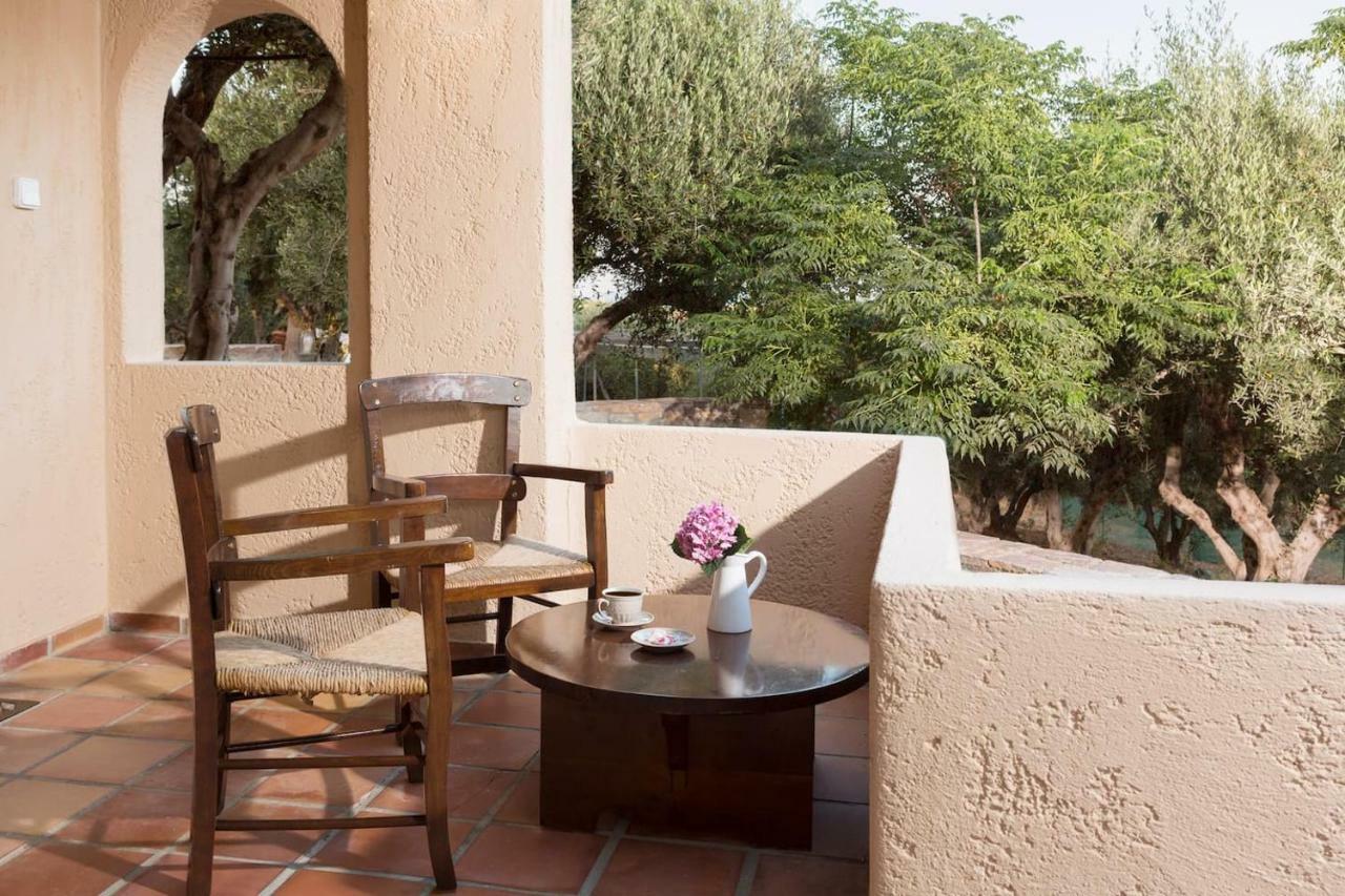 White Villa. Spacious With Prive Pool. Agia Pelagia (Crete)