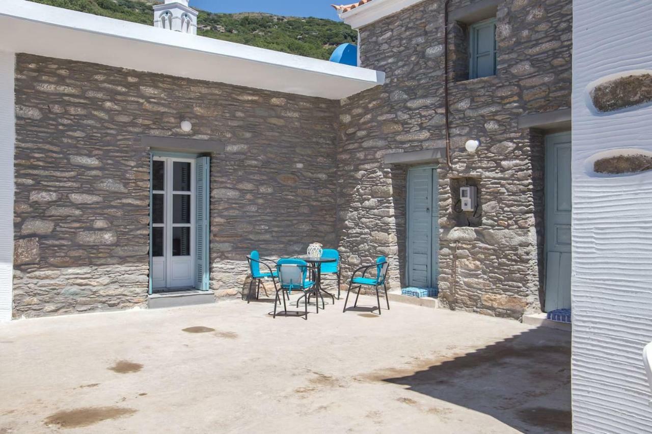Apartment Karastamati's Tower House Apikia (Andros)