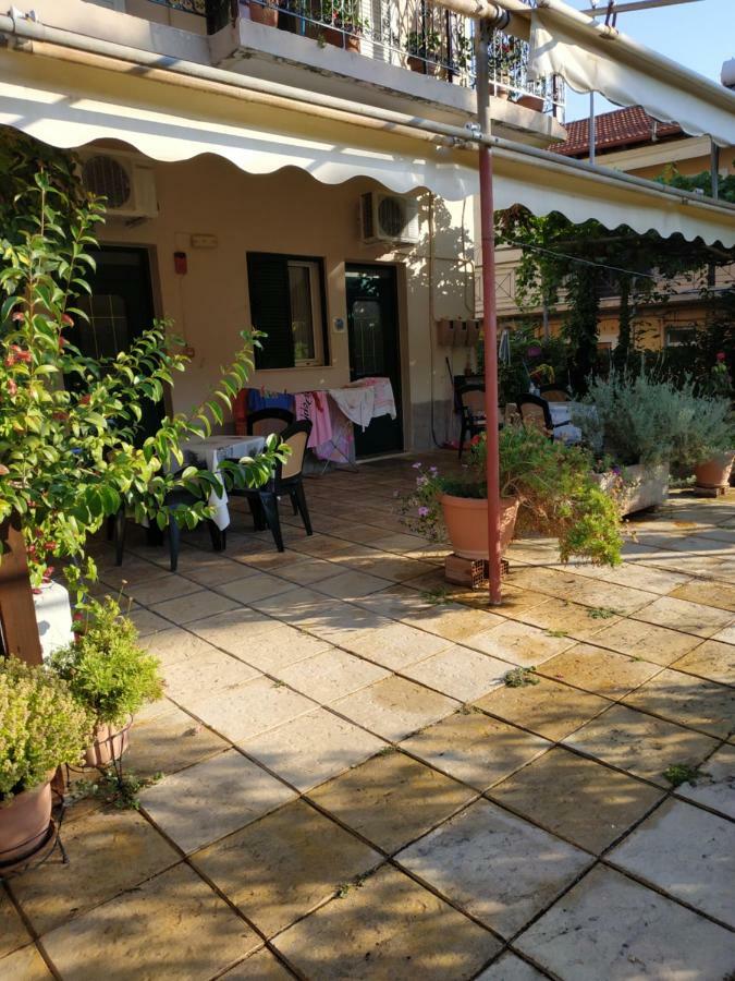 Alexia Apartment Tsoukaladhes