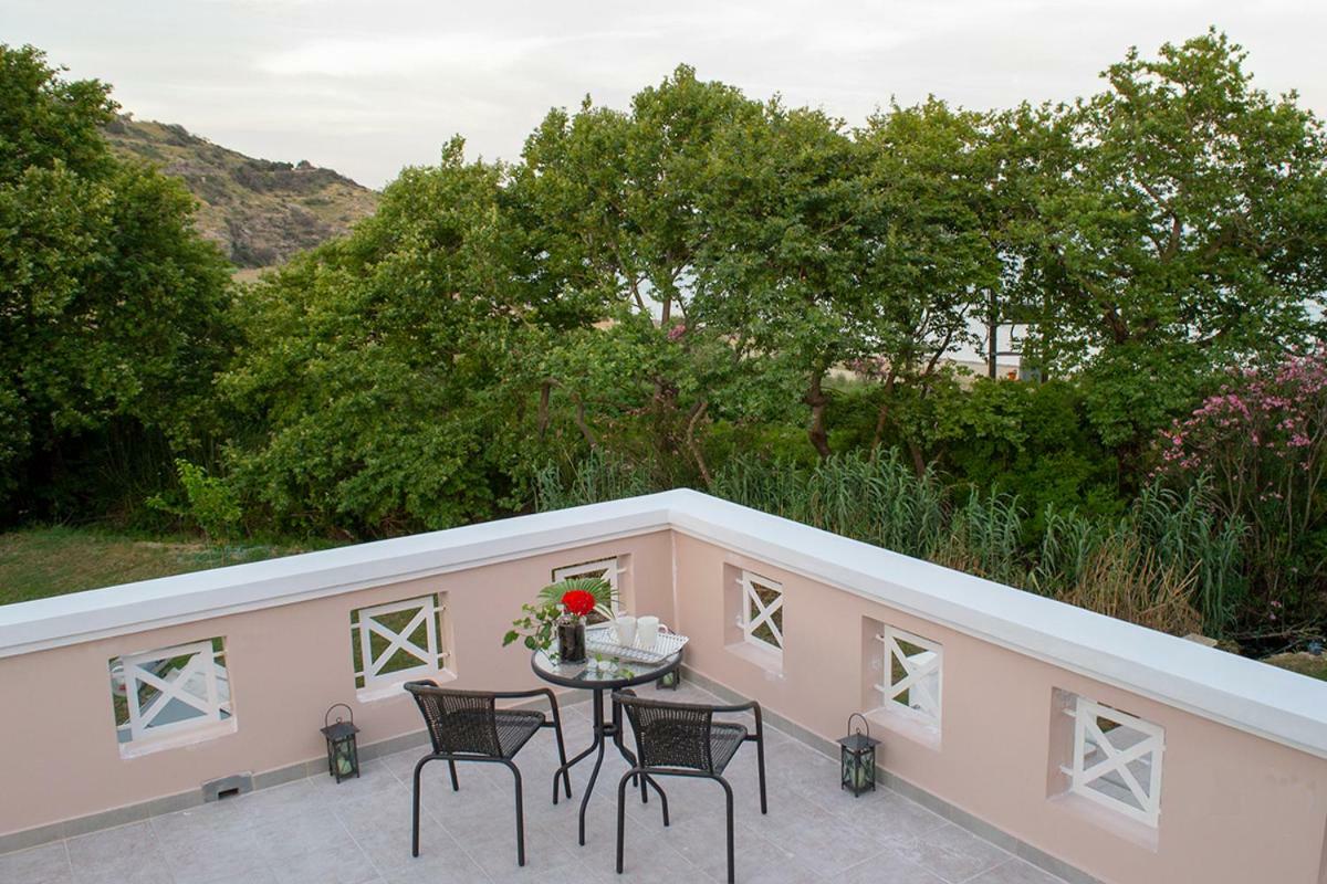 Sea And Creek Holiday home *