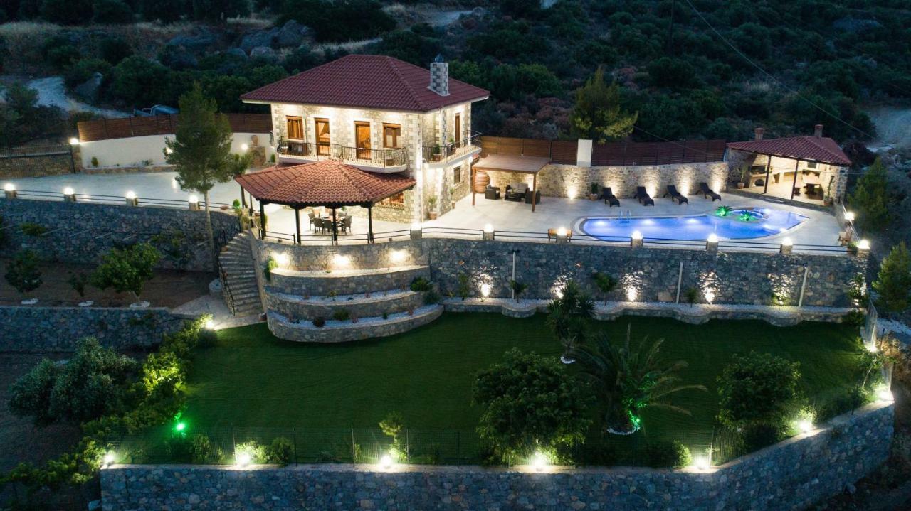 Oneiro Luxury ~ Nature, Serenity, View Villa