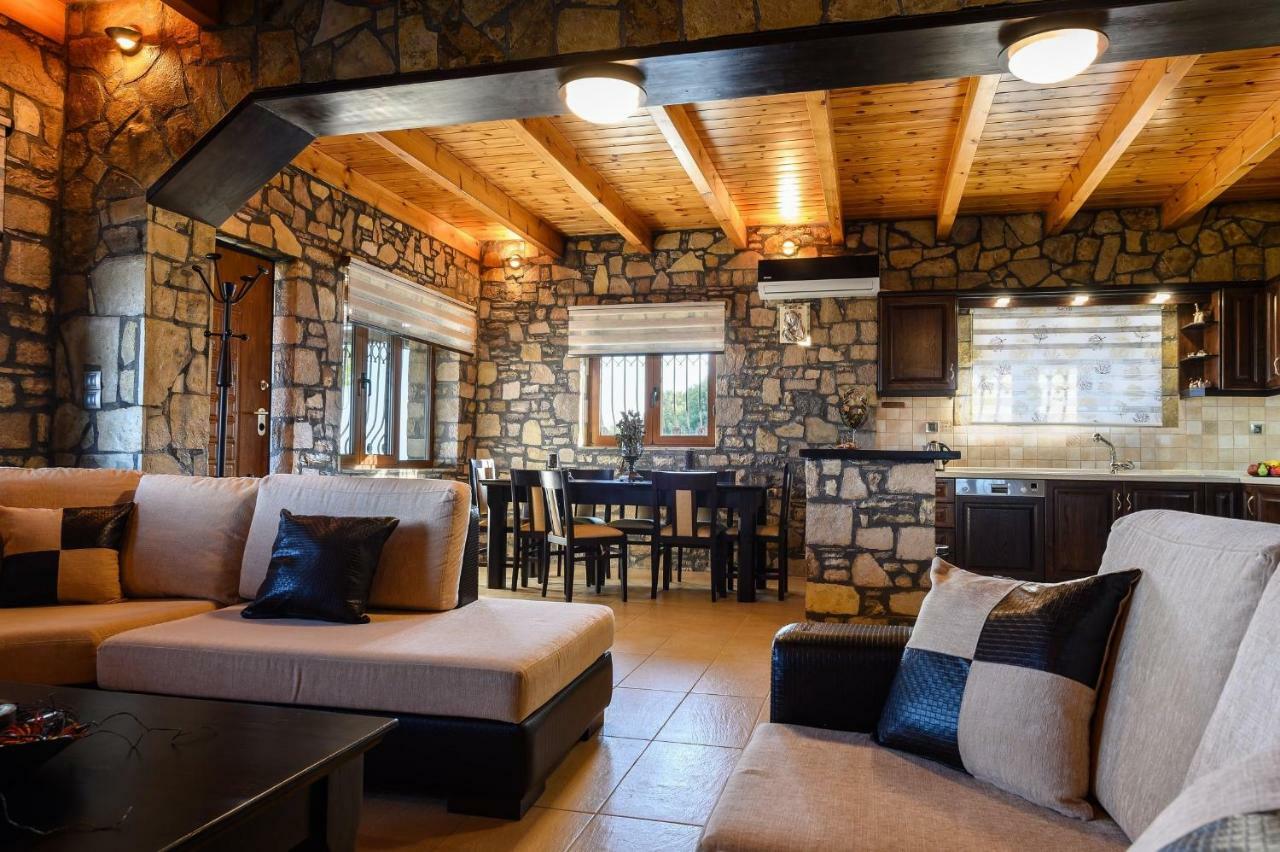 Oneiro Luxury ~ Nature, Serenity, View Ierapetra (Crete)
